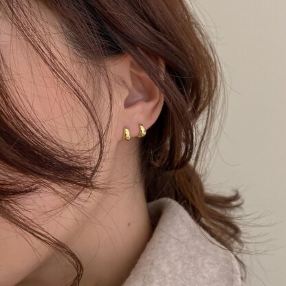 Karina Ear Huggers (10mm)