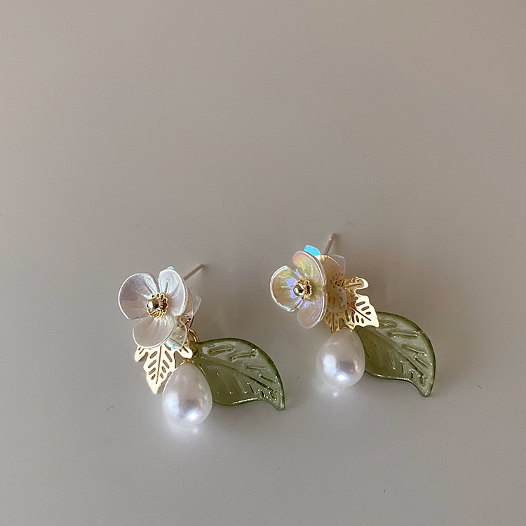 Azalea Earrings – Steleo PH