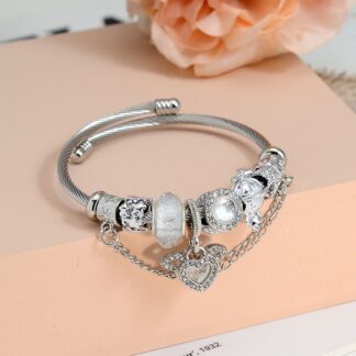 charm bracelet heart