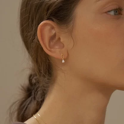 teardrop earrings