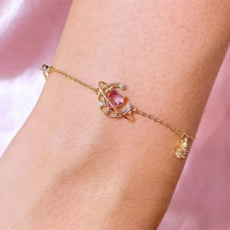 gold heart bracelet